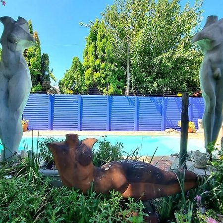 The Sculpture Yard 1 Apartment พริทอเรีย ภายนอก รูปภาพ